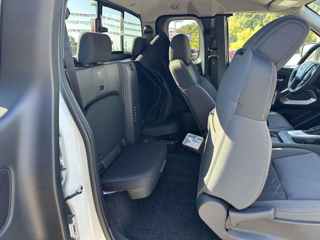 2025 Nissan Frontier SV 2025 Nissan Frontier SV