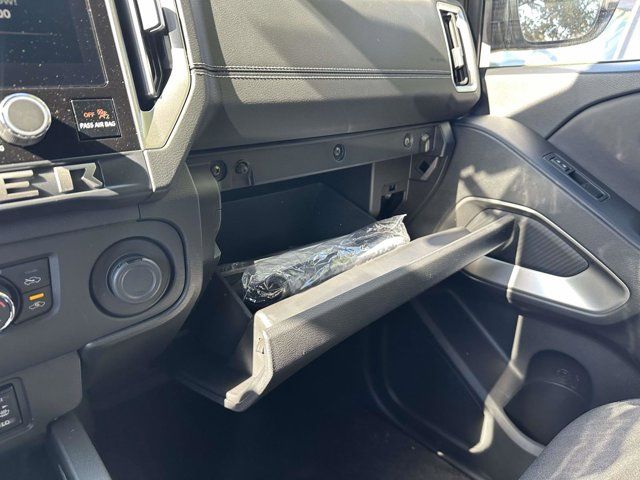 2025 Nissan Frontier SV 2025 Nissan Frontier SV