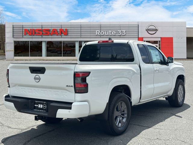 2025 Nissan Frontier King Cab 4x4 SV