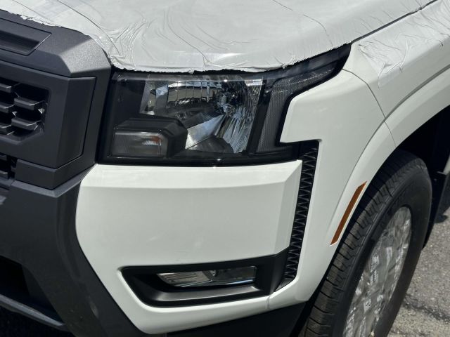 2025 Nissan Frontier King Cab 4x4 SV