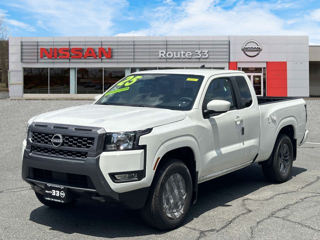 2025 Nissan Frontier King Cab 4x4 SV