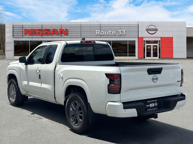 2025 Nissan Frontier King Cab 4x4 SV