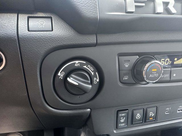 2025 Nissan Frontier SV