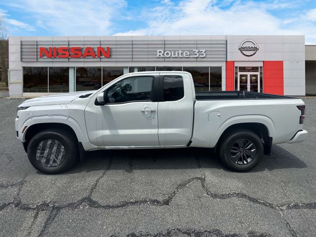 2025 Nissan Frontier King Cab 4x4 SV