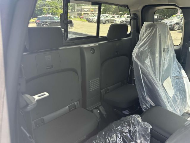 2025 Nissan Frontier King Cab 4x4 SV