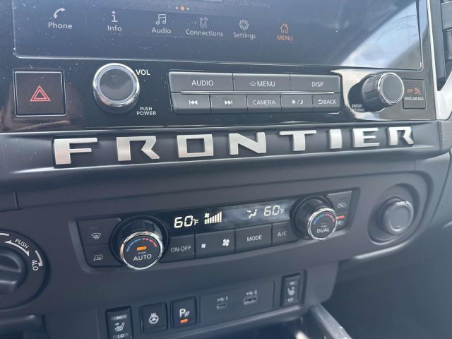 2025 Nissan Frontier King Cab 4x4 SV