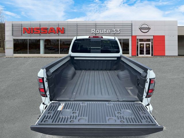 2025 Nissan Frontier King Cab 4x4 SV