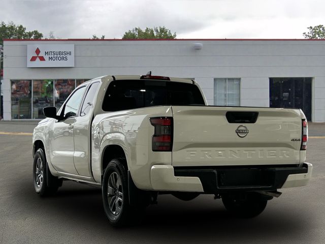 2025 Nissan Frontier King Cab 4x4 SV