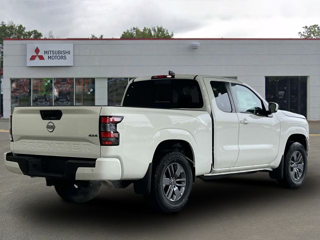2025 Nissan Frontier King Cab 4x4 SV