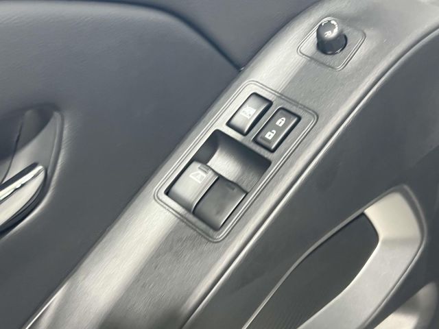2025 Nissan Frontier King Cab 4x4 SV