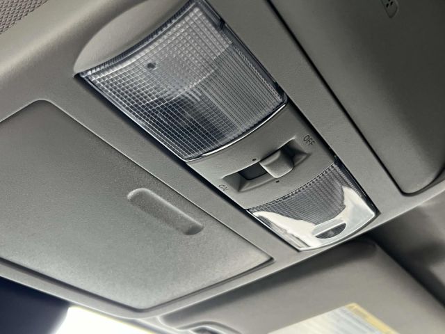 2025 Nissan Frontier King Cab 4x4 SV
