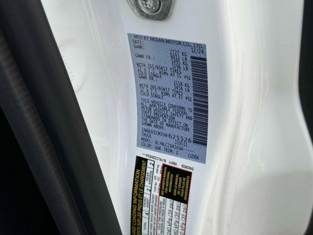 2025 Nissan Frontier SV