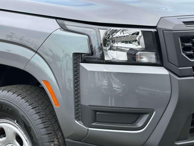 2025 Nissan Frontier King Cab 4x4 S