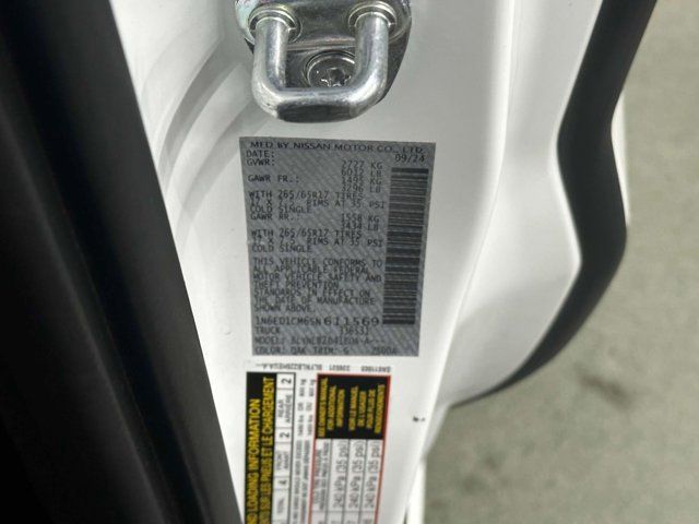 2025 Nissan Frontier SV