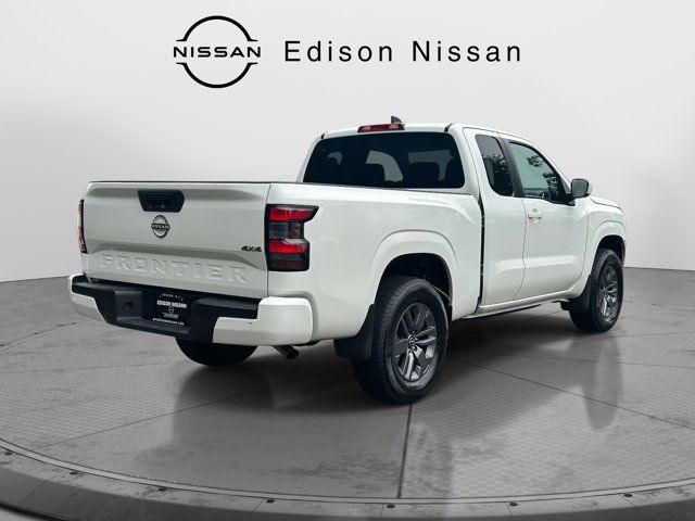 2025 Nissan Frontier SV