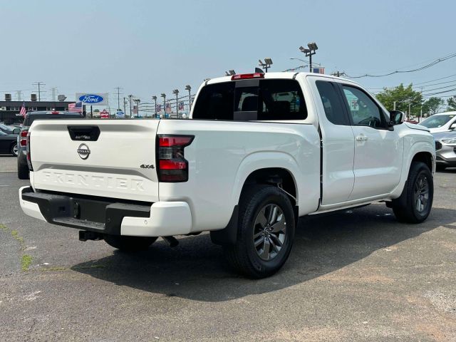 2025 Nissan Frontier King Cab 4x4 SV