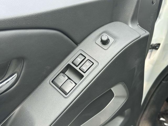 2025 Nissan Frontier King Cab 4x4 SV