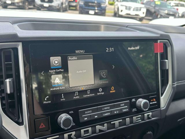2025 Nissan Frontier King Cab 4x4 SV