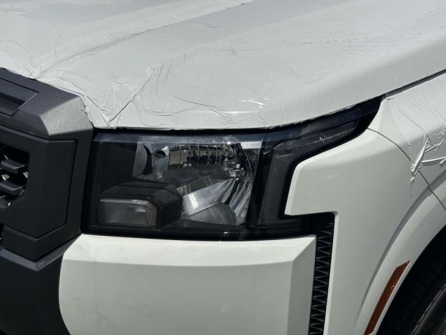 2025 Nissan Frontier King Cab 4x4 SV