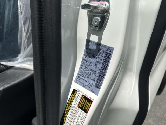 2025 Nissan Frontier King Cab 4x4 SV
