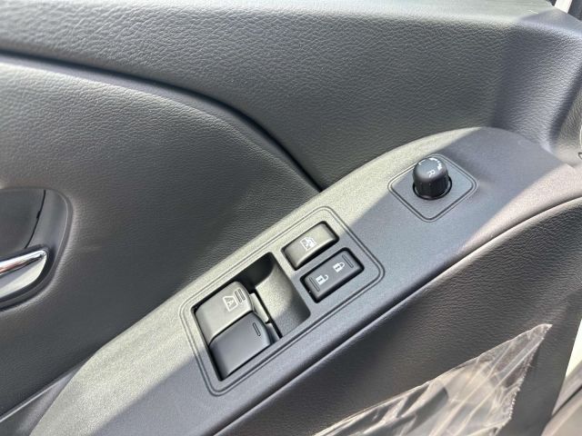 2025 Nissan Frontier King Cab 4x4 SV