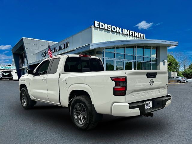 2025 Nissan Frontier King Cab 4x4 SV
