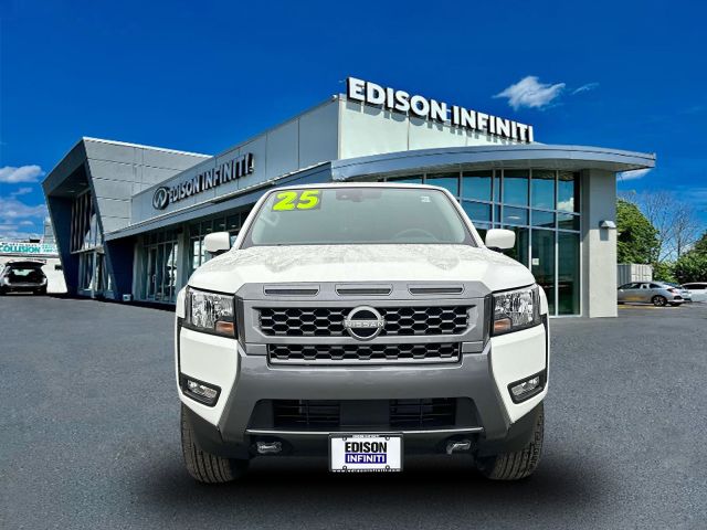 2025 Nissan Frontier King Cab 4x4 SV