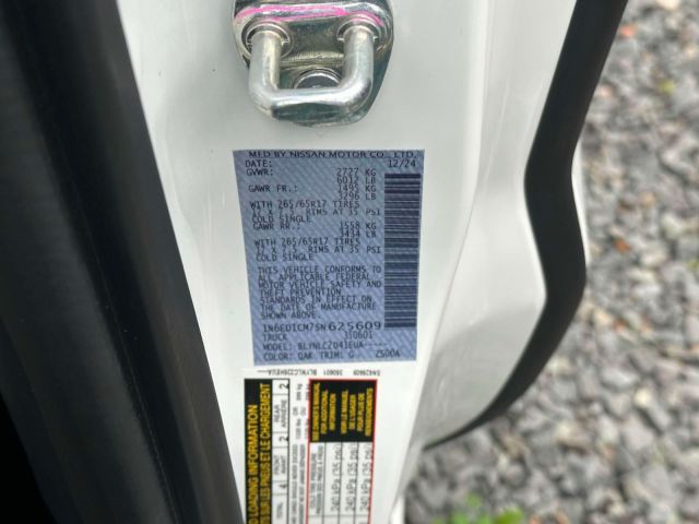 2025 Nissan Frontier King Cab 4x4 SV