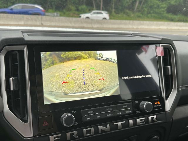 2025 Nissan Frontier King Cab 4x4 SV