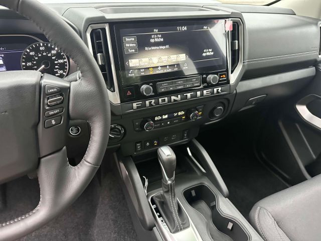 2025 Nissan Frontier King Cab 4x4 SV