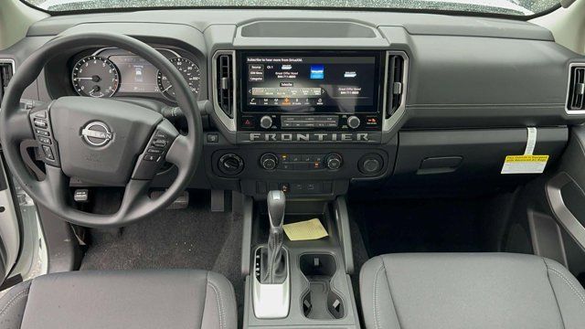 2025 Nissan Frontier SV 2025 Nissan Frontier SV