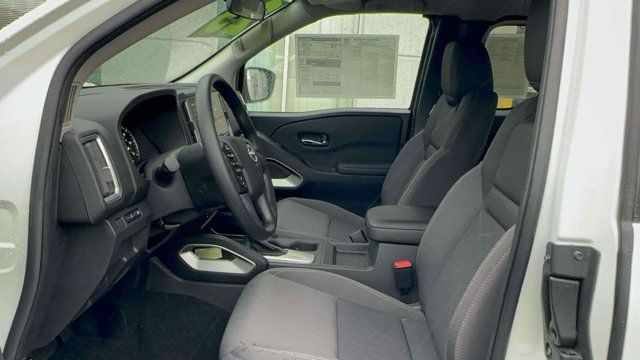 2025 Nissan Frontier SV 2025 Nissan Frontier SV