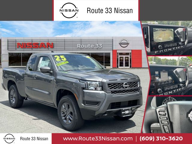 2025 Nissan Frontier King Cab 4x4 SV