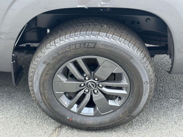 2025 Nissan Frontier King Cab 4x4 SV