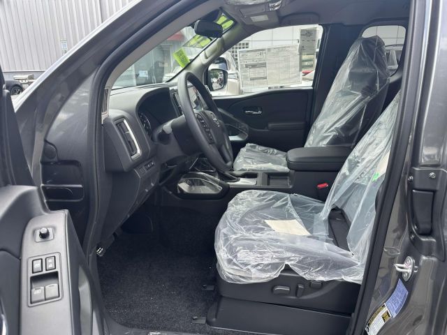 2025 Nissan Frontier King Cab 4x4 SV