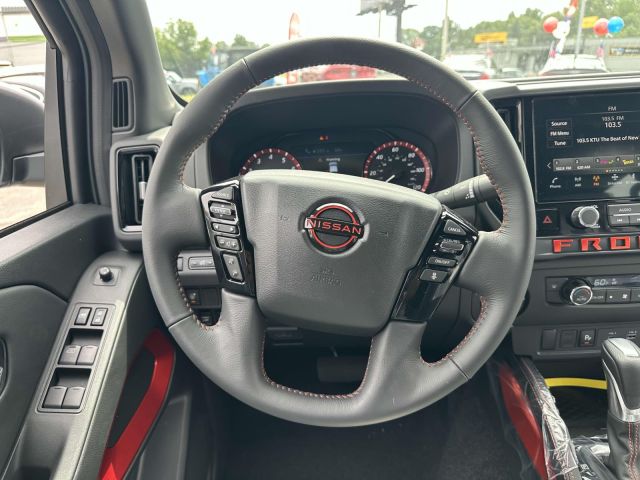 2025 Nissan Frontier Crew Cab 4x4 PRO-4X