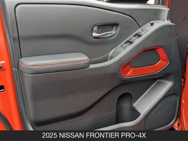 2025 Nissan Frontier PRO-4X 2025 Nissan Frontier PRO-4X