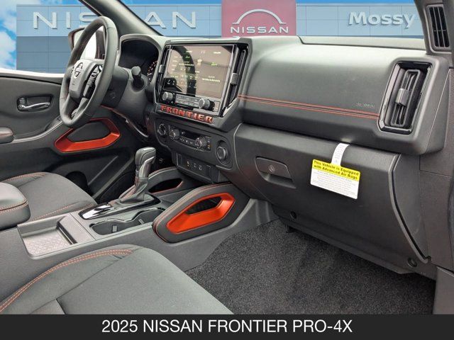 2025 Nissan Frontier PRO-4X 2025 Nissan Frontier PRO-4X