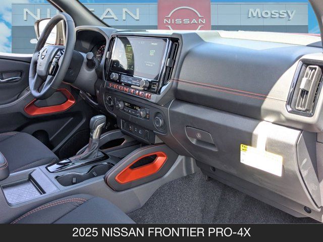 2025 Nissan Frontier PRO-4X 2025 Nissan Frontier PRO-4X
