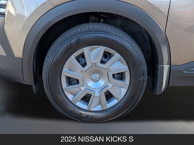 2025 Nissan Kicks S 2025 Nissan Kicks S