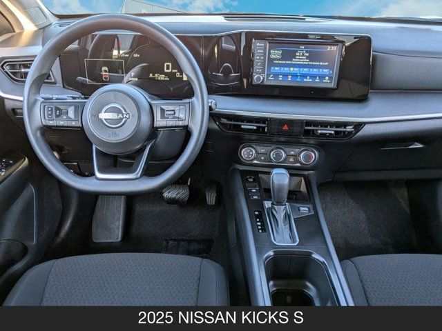 2025 Nissan Kicks S 2025 Nissan Kicks S