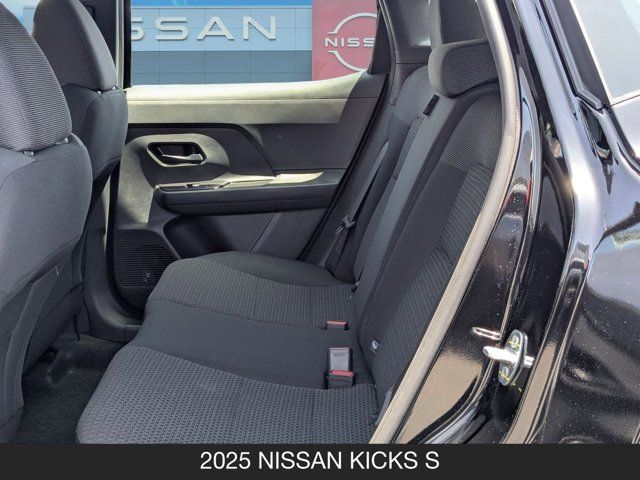 2025 Nissan Kicks S 2025 Nissan Kicks S
