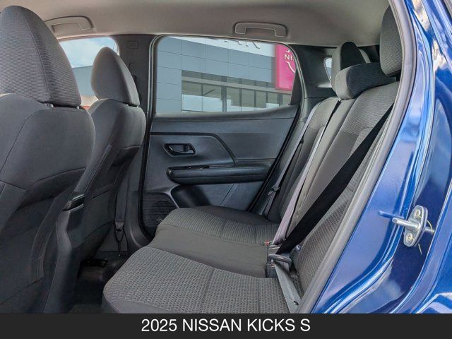 2025 Nissan Kicks S 2025 Nissan Kicks S
