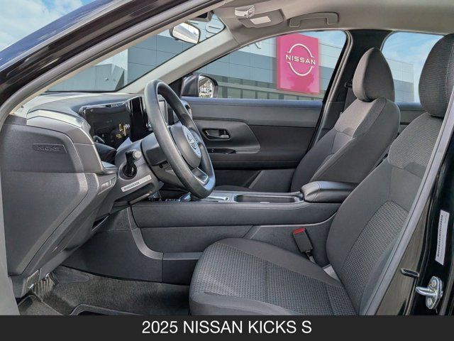2025 Nissan Kicks S 2025 Nissan Kicks S