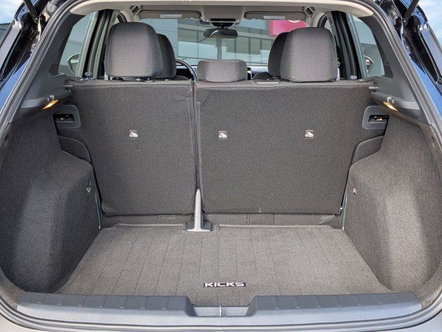 2025 Nissan Kicks S 2025 Nissan Kicks S