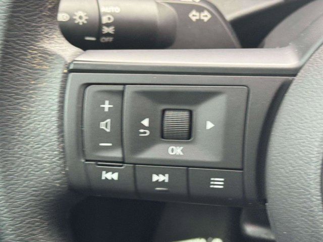 2025 Nissan Kicks S 2025 Nissan Kicks S