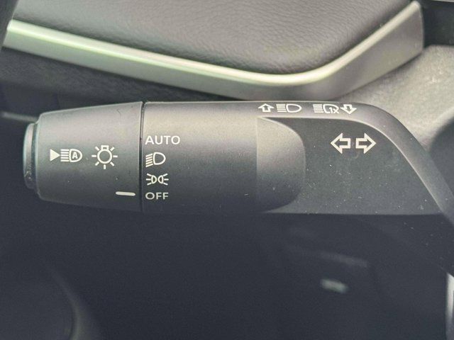 2025 Nissan Kicks S 2025 Nissan Kicks S