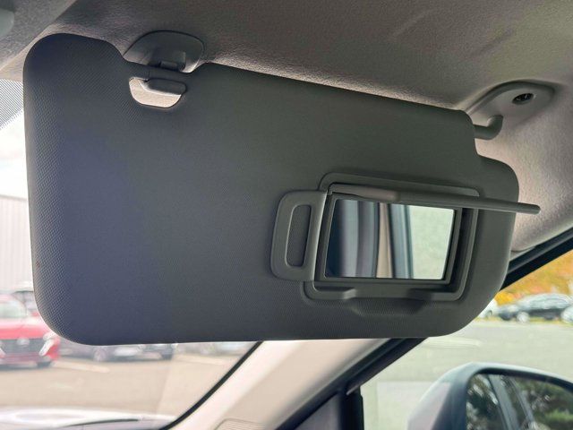 2025 Nissan Kicks S 2025 Nissan Kicks S