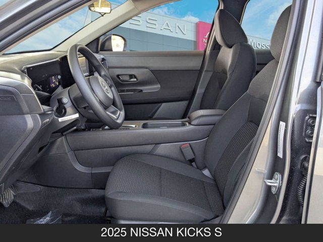 2025 Nissan Kicks S 2025 Nissan Kicks S