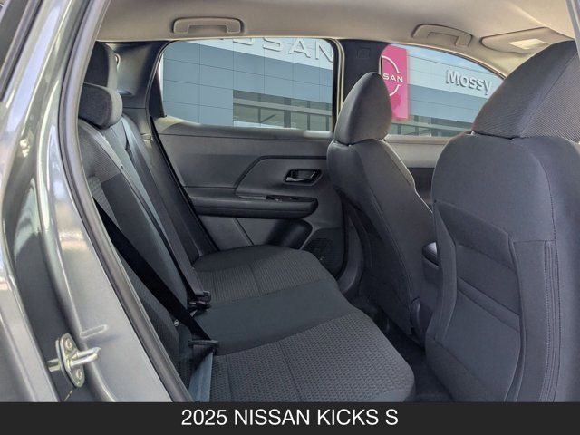 2025 Nissan Kicks S 2025 Nissan Kicks S